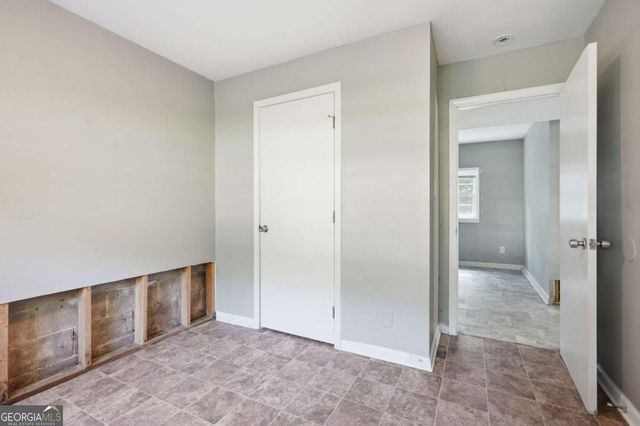 2970 Carriage Lane, College Park, GA 30349