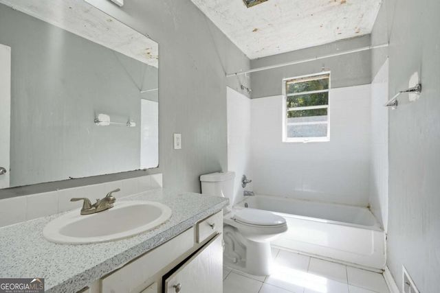 2970 Carriage Lane, College Park, GA 30349