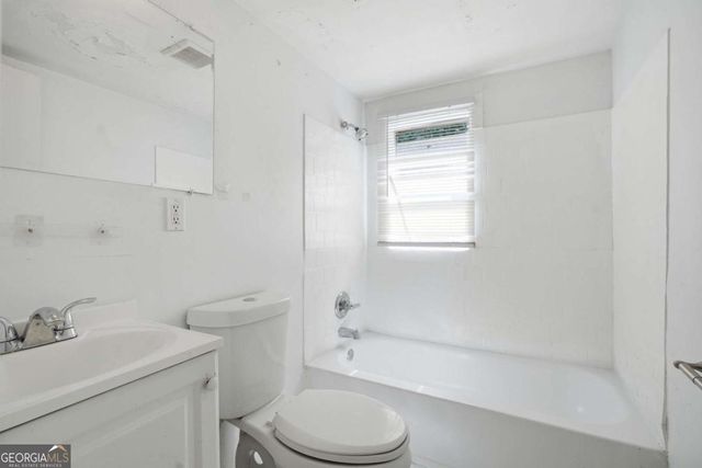 2970 Carriage Lane, College Park, GA 30349