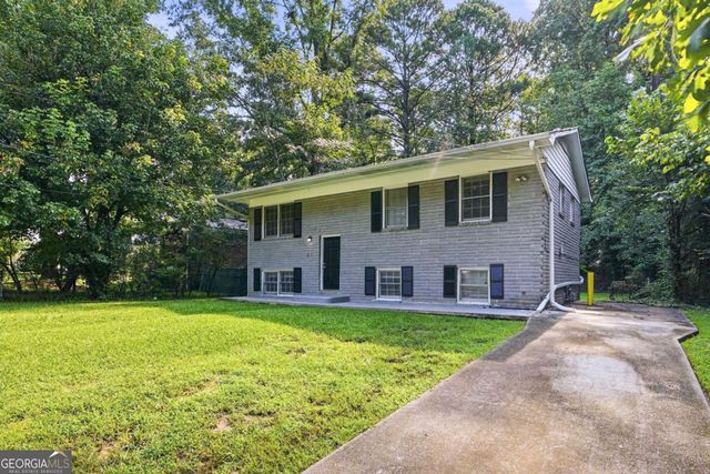 2970 Carriage Lane, College Park, GA 30349