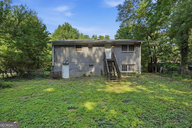 2970 Carriage Lane, College Park, GA 30349