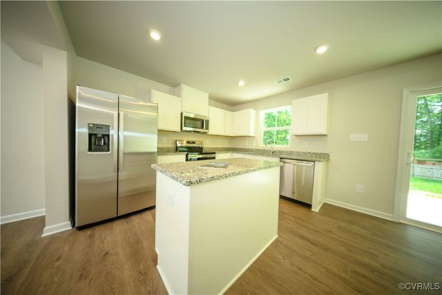 1121 Canterbury Ridge Rd, Richmond, VA 23224
