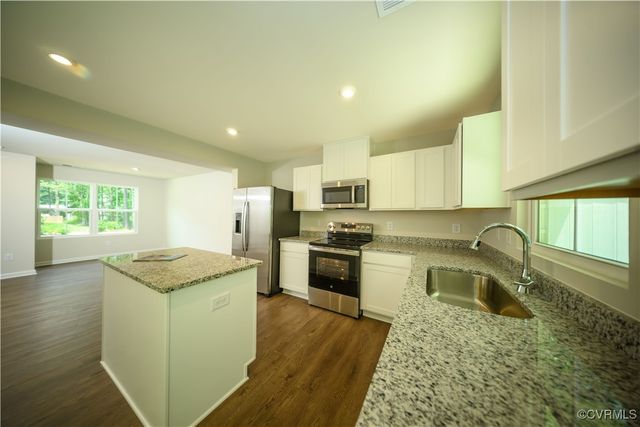 1121 Canterbury Ridge Rd, Richmond, VA 23224