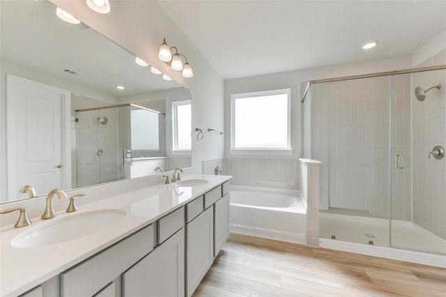 13601 Fairway Arbor Drive, Texas City, TX 77568