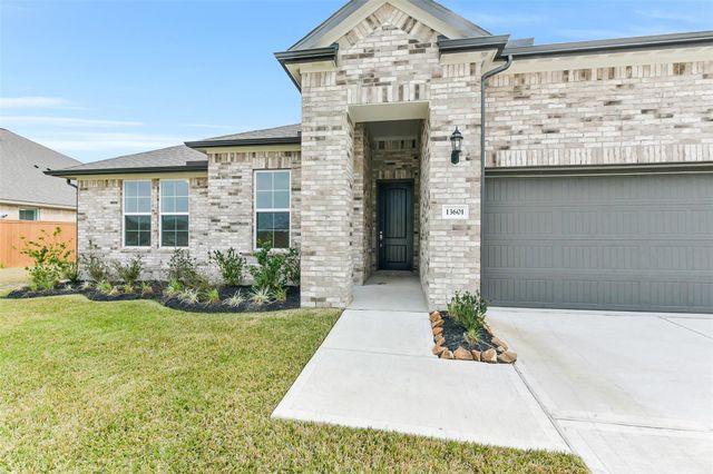 13601 Fairway Arbor Drive, Texas City, TX 77568