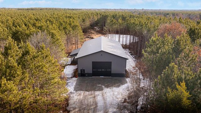 N8764 10th Avenue, New Lisbon, WI 54644