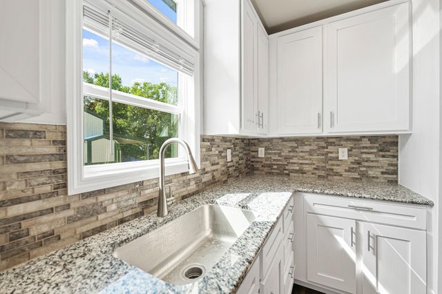 41 Key Largo Loop, Point Blank, TX 77364