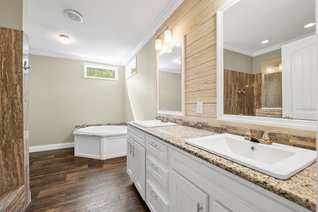 41 Key Largo Loop, Point Blank, TX 77364