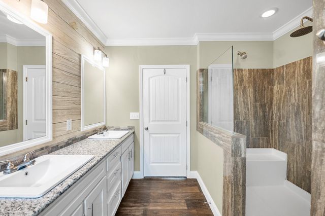 41 Key Largo Loop, Point Blank, TX 77364