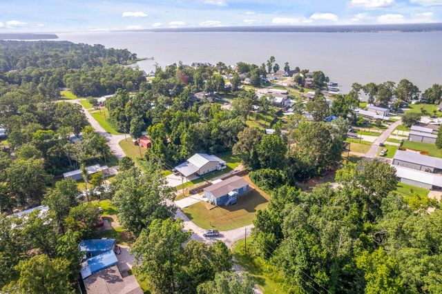 41 Key Largo Loop, Point Blank, TX 77364