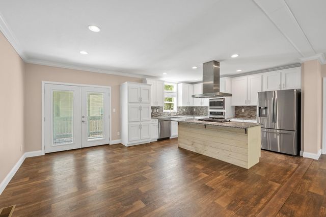 41 Key Largo Loop, Point Blank, TX 77364