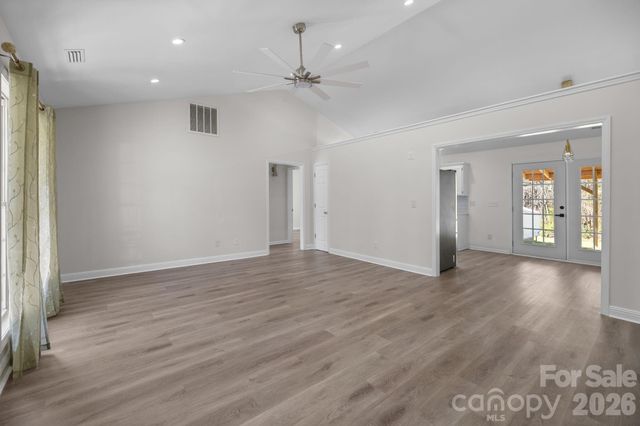 1012 Crescent Way, Wingate, NC 28174