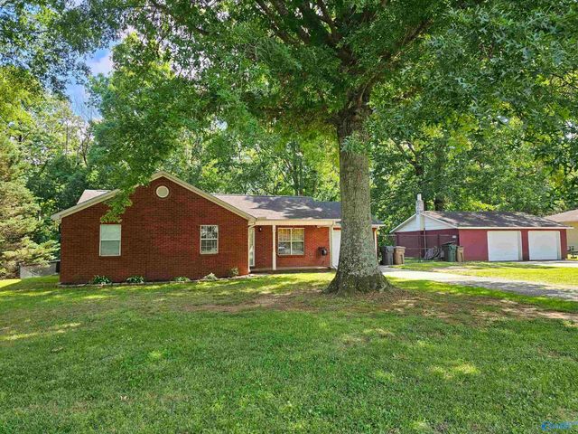 829 Busbey Road SW, Decatur, AL 35603