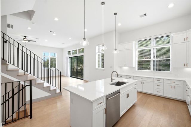 1823 Prospect Street C, Houston, TX 77004