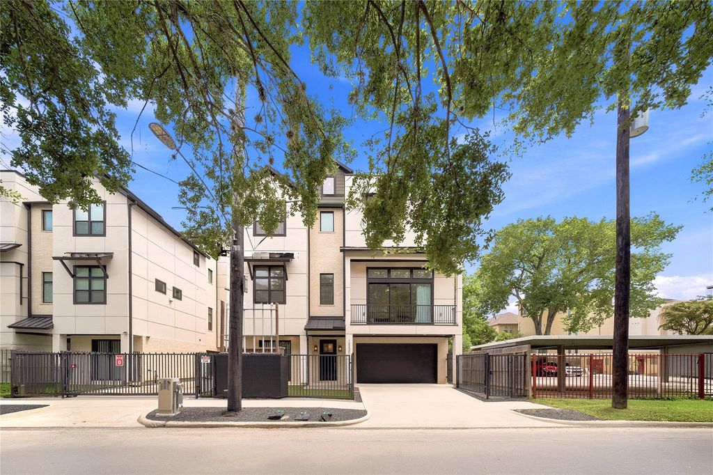 1823 Prospect Street C, Houston, TX 77004