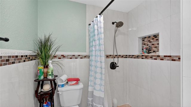 4271 NW 192nd Street, Miami Gardens, FL 33055