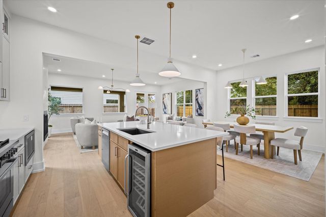 804 Milwaukee Street, Houston, TX 77009