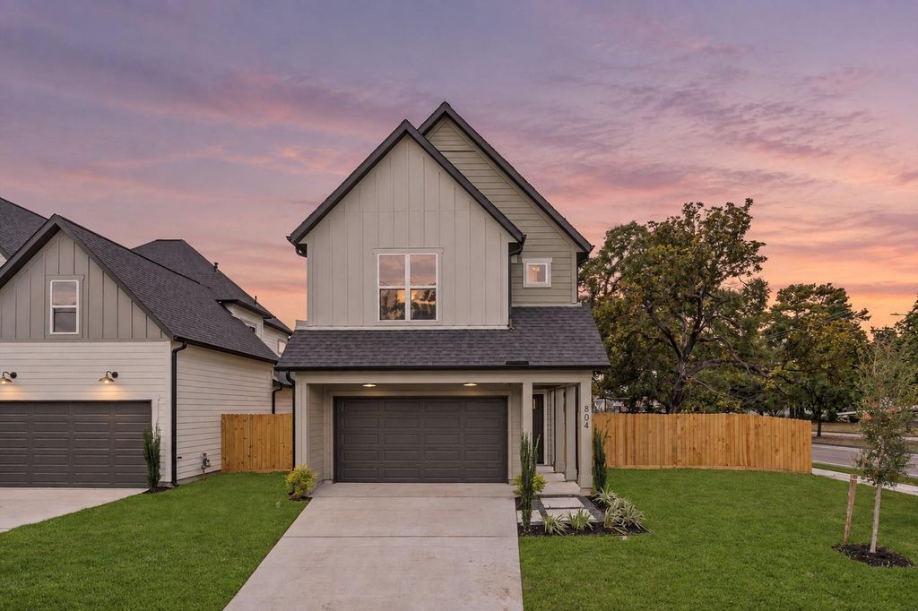 804 Milwaukee Street, Houston, TX 77009