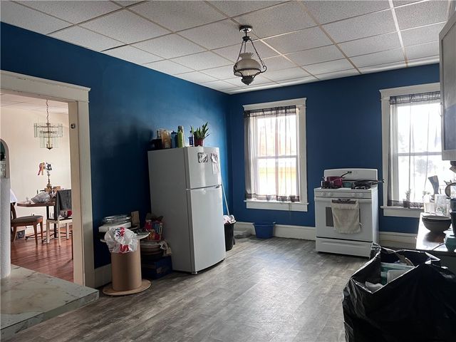 602 E Lutton St, New Castle, PA 16101