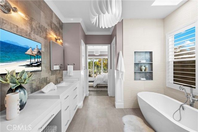 58 Victoria, Newport Beach, CA 92660