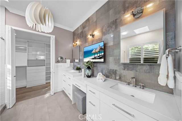 58 Victoria, Newport Beach, CA 92660