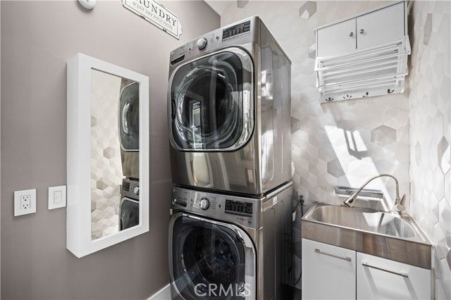 58 Victoria, Newport Beach, CA 92660