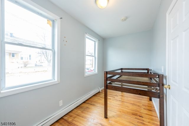 65 Grove St, Bloomfield Twp., NJ 07003