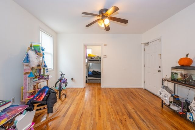 65 Grove St, Bloomfield Twp., NJ 07003