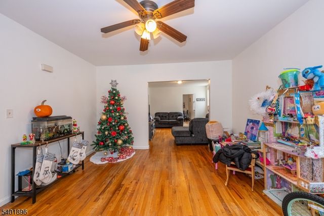 65 Grove St, Bloomfield Twp., NJ 07003