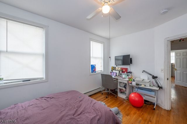 65 Grove St, Bloomfield Twp., NJ 07003