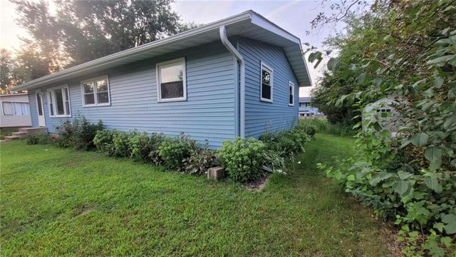 2212 Bartlett Avenue, Altoona, WI 54720
