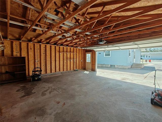 2212 Bartlett Avenue, Altoona, WI 54720
