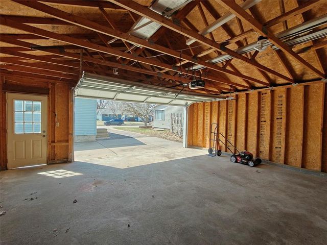 2212 Bartlett Avenue, Altoona, WI 54720