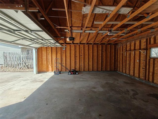 2212 Bartlett Avenue, Altoona, WI 54720