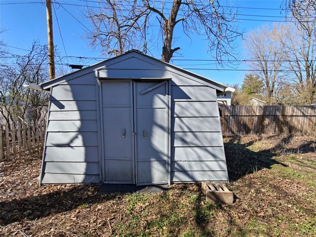 2212 Bartlett Avenue, Altoona, WI 54720