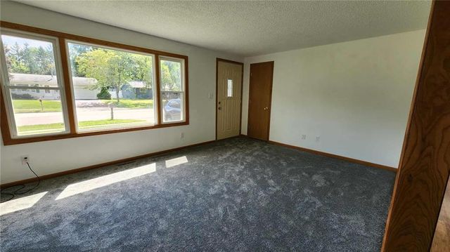 2212 Bartlett Avenue, Altoona, WI 54720