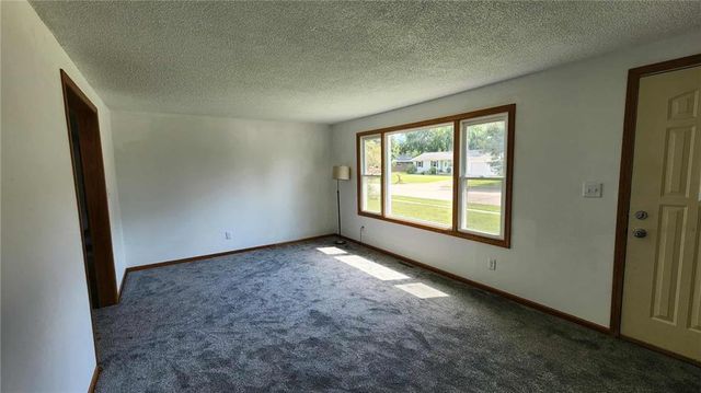 2212 Bartlett Avenue, Altoona, WI 54720