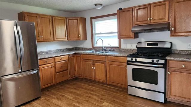 2212 Bartlett Avenue, Altoona, WI 54720