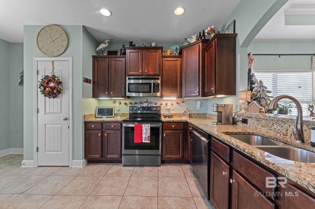 6037 S Andhurst Drive, Gulf Shores, AL 36532