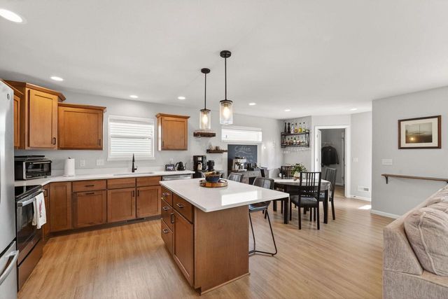 623 Prospect Road, Waunakee, WI 53597