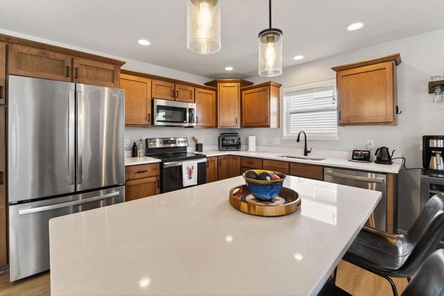 623 Prospect Road, Waunakee, WI 53597