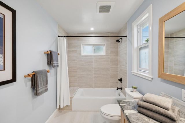 321 La Casa Avenue, San Mateo, CA 94403