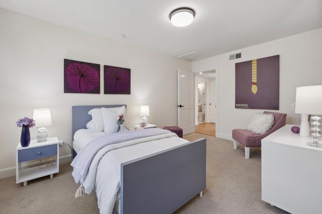 321 La Casa Avenue, San Mateo, CA 94403