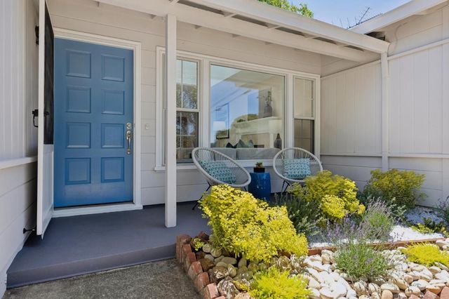 321 La Casa Avenue, San Mateo, CA 94403