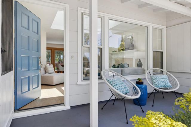 321 La Casa Avenue, San Mateo, CA 94403