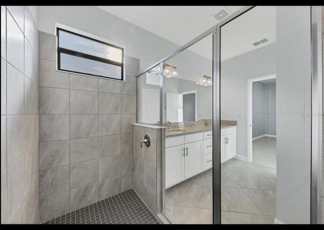5127 CORAL REEF WAY, Bradenton, FL 34211