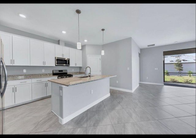 5127 CORAL REEF WAY, Bradenton, FL 34211