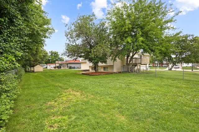1381 Volkamer Trail, Elk Grove Village, IL 60007