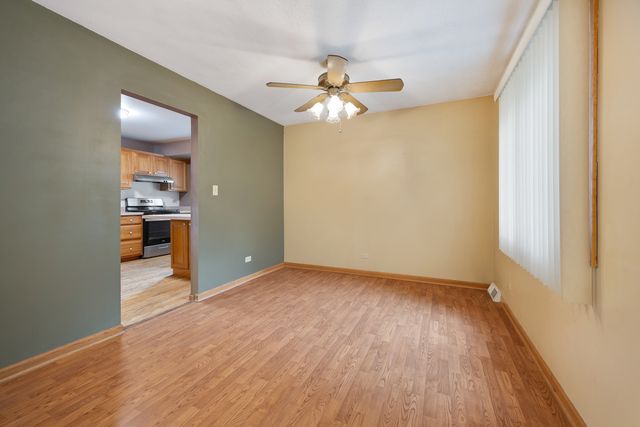 1381 Volkamer Trail, Elk Grove Village, IL 60007