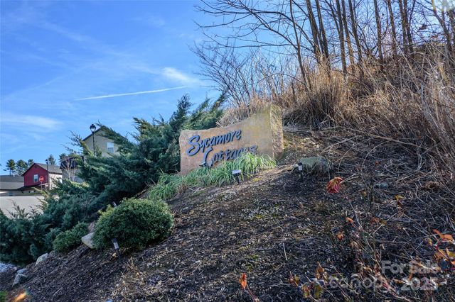 35 Greenly Lane, Fletcher, NC 28732